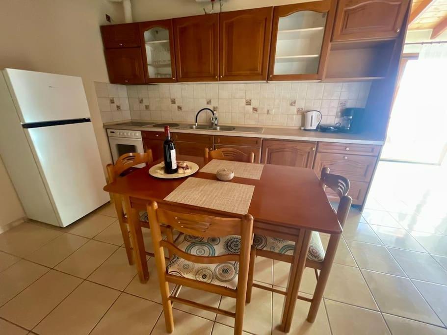 Apartment Tsirigotis Hous
