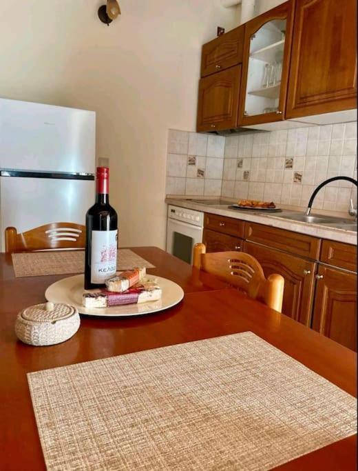 Apartment Tsirigotis Hous *